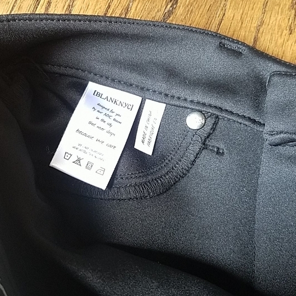 BLANK NYC Waxed Denim Black High Waisted Stretchy Spandex Long Legs Jeans sz.28 - Picture 8 of 9